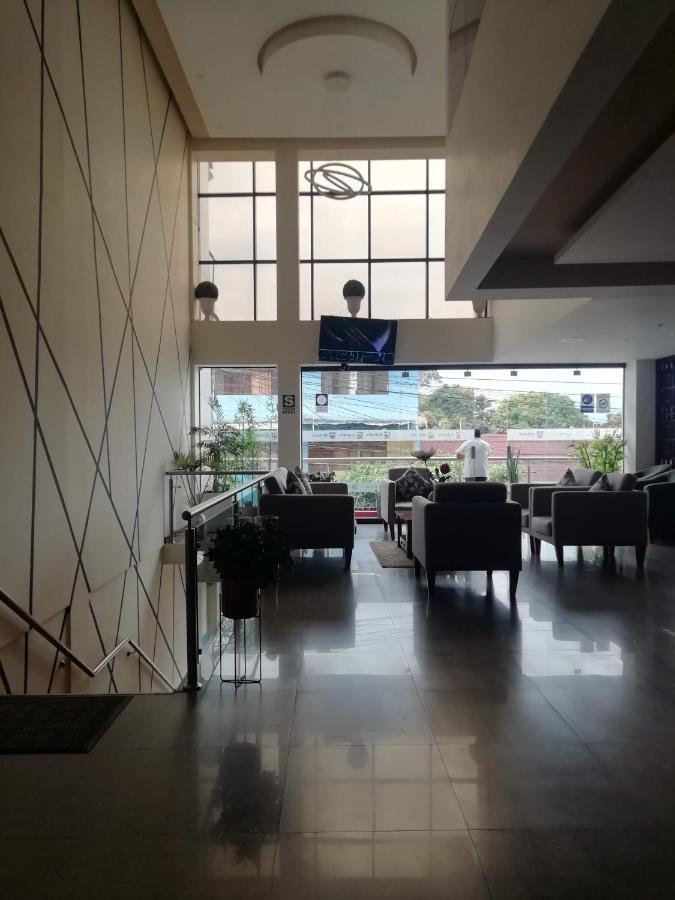 Murano Hotel モヨバンバ エクステリア 写真