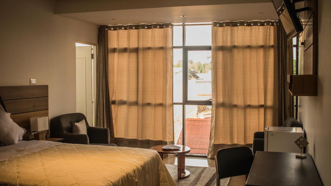 Murano Hotel モヨバンバ エクステリア 写真