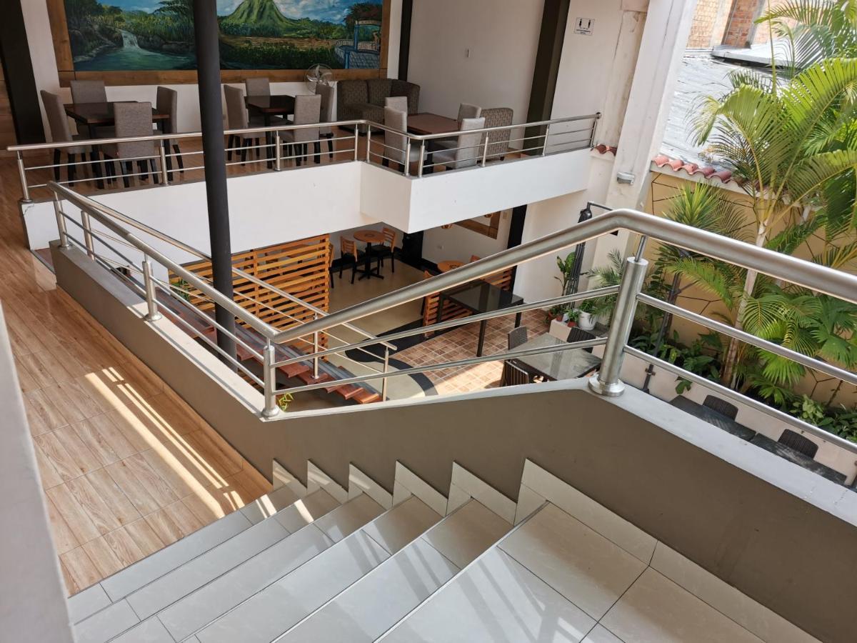 Murano Hotel モヨバンバ エクステリア 写真